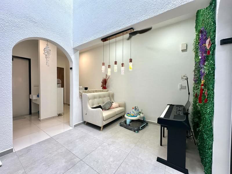 Cluster House for Sale in Sunway City Iskandar Puteri (Iskandar Puteri (Nusajaya)) - Eric Lee - Living Room - PropertyGuru.com.my
