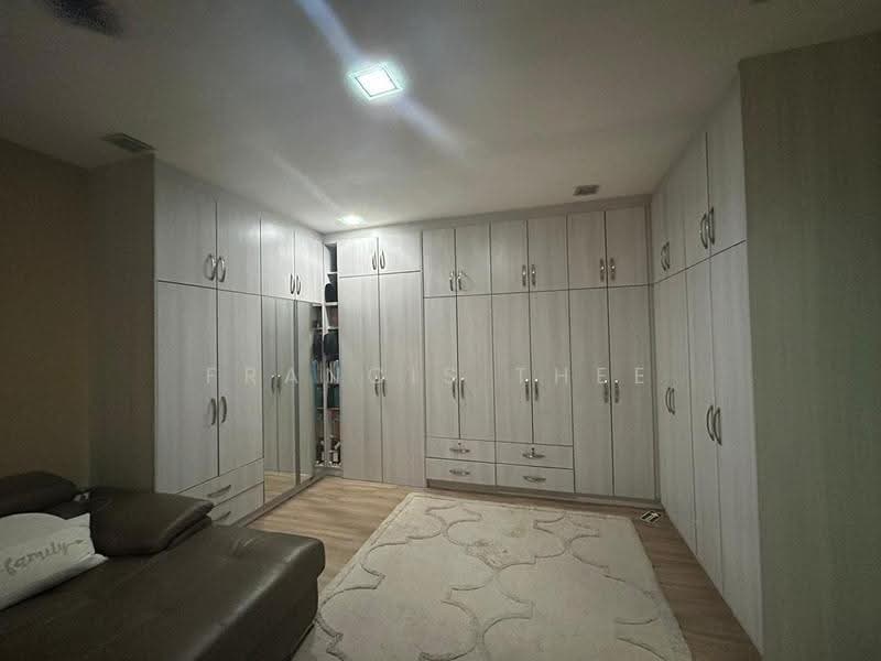 Semi-Detached House for Sale in Saujana Villa (Kajang) - Francis Thee - PropertyGuru.com.my