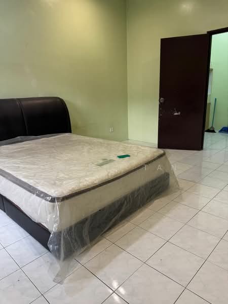 2-storey Terraced House for Sale in Bandar Sungai Long (Selangor) - Shanny Tan - Bedroom - PropertyGuru.com.my