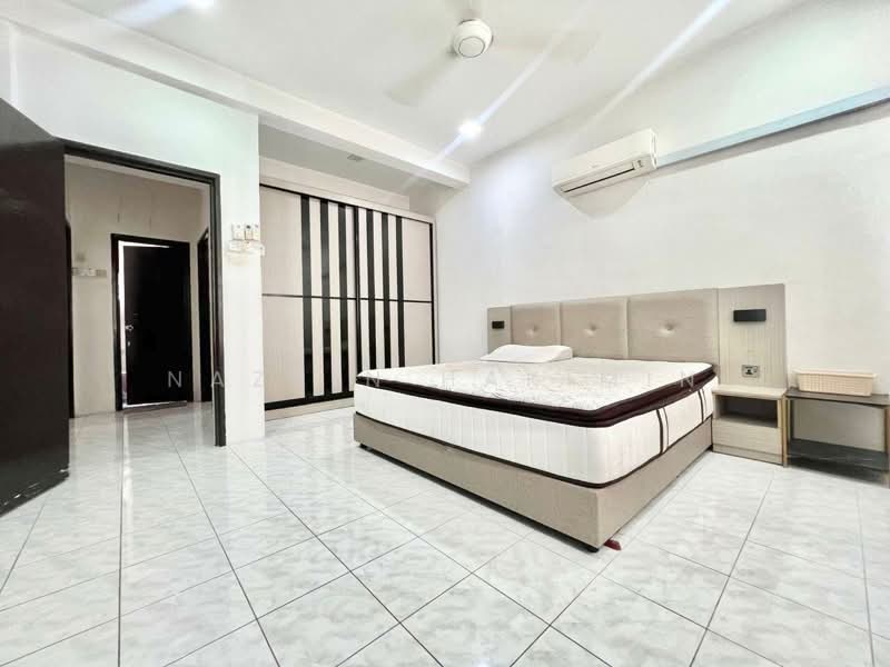 Rumah Teres 2 Tingkat untuk Dijual di Bandar Saujana Putra (Tanjong Duabelas) - Nazrin Hakimin - PropertyGuru.com.my