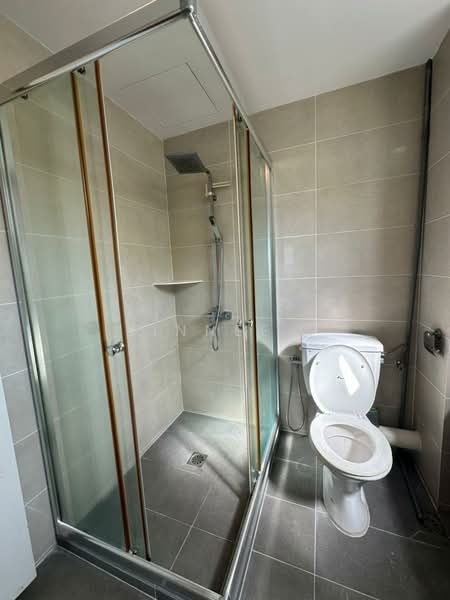 Condominium for Rent at Straits Regency - Xinnee . - Bathroom - PropertyGuru.com.my