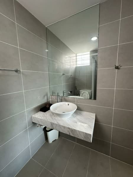Condominium for Rent at Straits Regency - Xinnee . - Bathroom - PropertyGuru.com.my