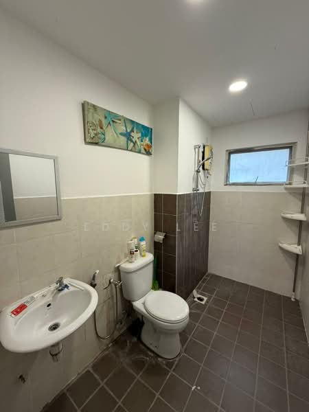 Kondominium untuk Dijual di Suria Jelatek - Eddy Lee - Bathroom - PropertyGuru.com.my