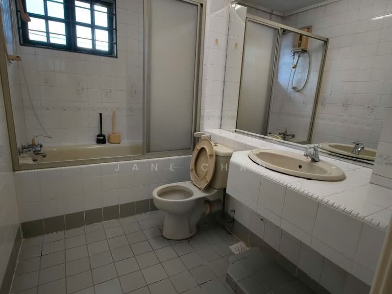 Rumah Teres 2 Tingkat untuk Dijual di Bandar Sri Damansara (Selangor) - Jane Chan - Bathroom - PropertyGuru.com.my