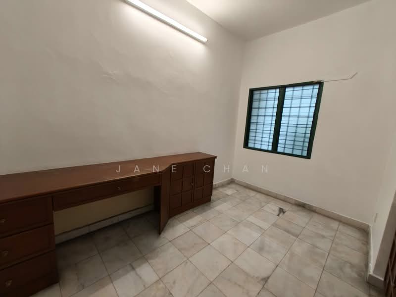 Rumah Teres 2 Tingkat untuk Dijual di Bandar Sri Damansara (Selangor) - Jane Chan - Study - PropertyGuru.com.my