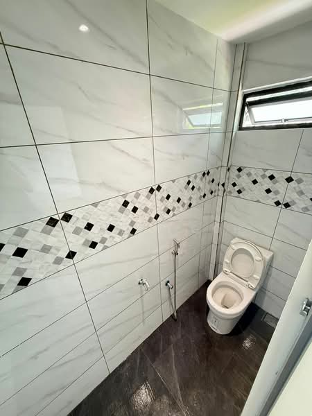 Flat for Sale at Merak - Ashley Goh - Bathroom - PropertyGuru.com.my