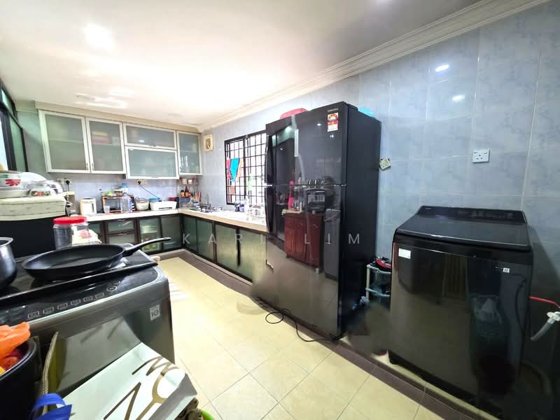 1-storey Terraced House for Sale in Taman Johor Jaya (Johor Bahru) - Karl Lim - Kitchen - PropertyGuru.com.my