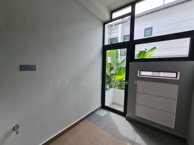 2-storey Terraced House for Sale in Iskandar Puteri (Nusajaya) (Johor) - Lee Qiu Wen - Entrance - PropertyGuru.com.my