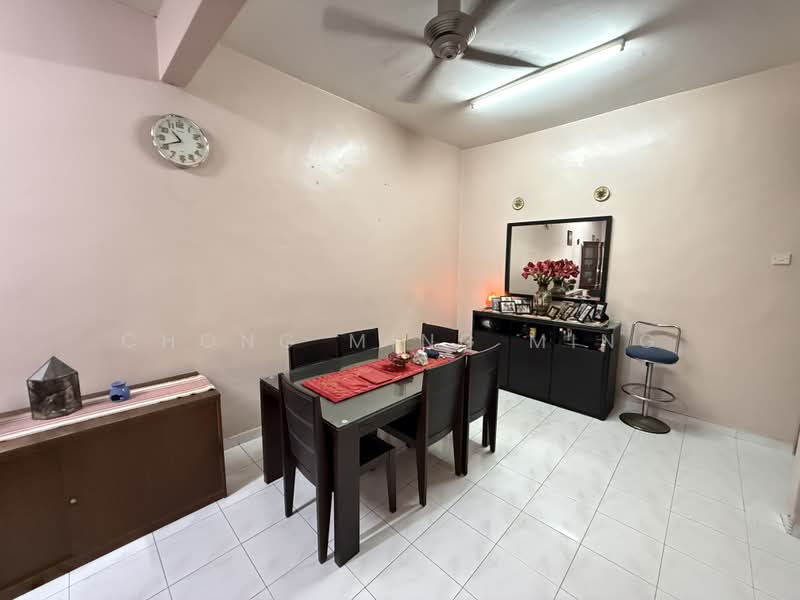 Rumah Teres 2-Tingkat untuk Dijual di Seremban Jaya (Negeri Sembilan) - Chong Ming Ming - Dining Room - PropertyGuru.com.my