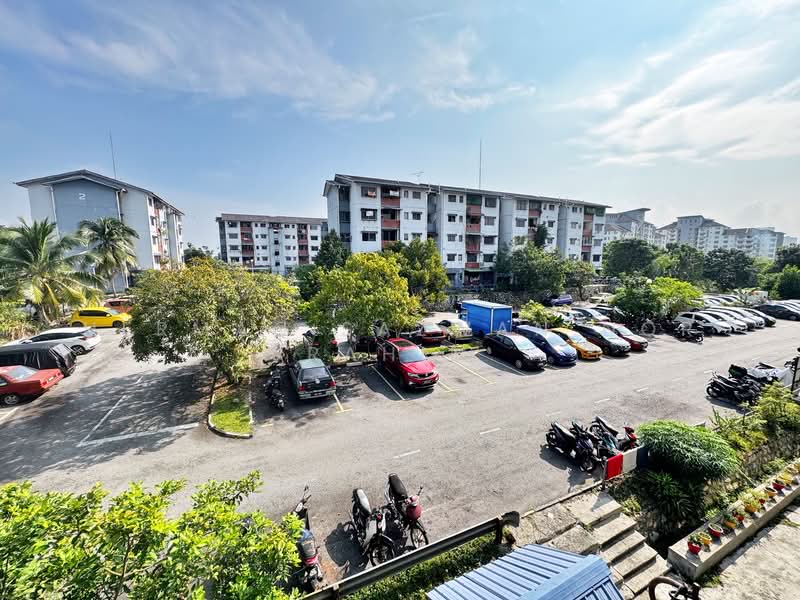 Flat for Sale at PKNS Seksyen 4 Bandar Baru Bangi - Herman Sazwan Nor Rahim - Exterior - PropertyGuru.com.my