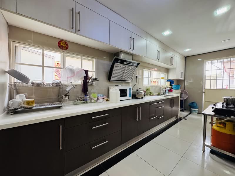 Semi-Detached House for Sale in Country Heights (Kajang) - Harry Chin - Kitchen - PropertyGuru.com.my