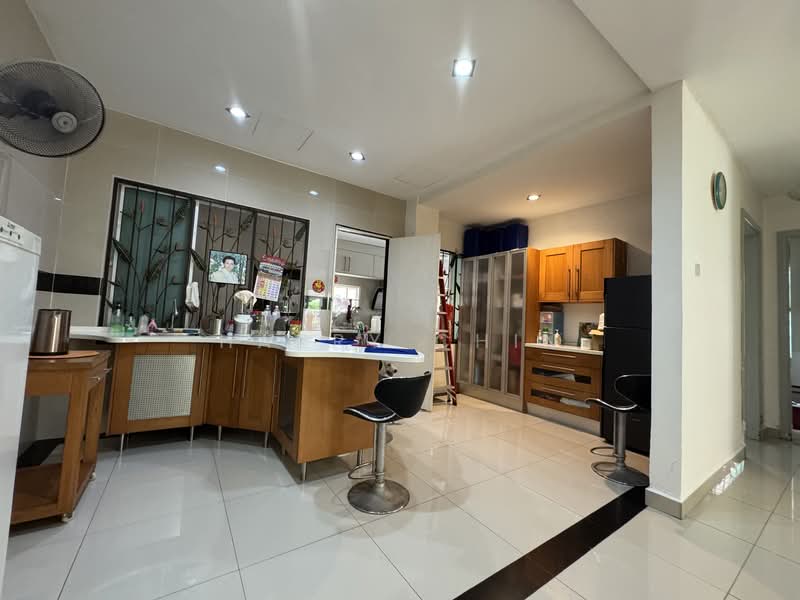 Semi-Detached House for Sale in Country Heights (Kajang) - Harry Chin - Kitchen - PropertyGuru.com.my