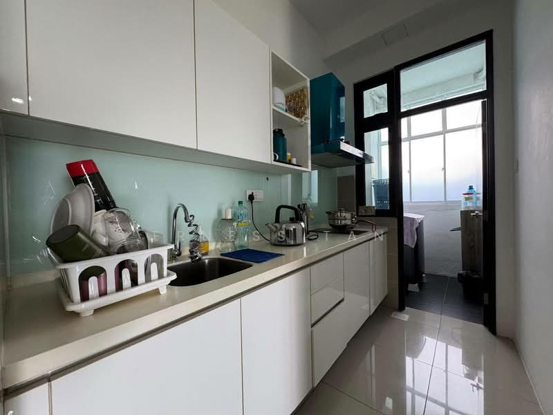 Service Residence for Sale at 8Scape Residence @ Sutera - Erness Tan - Kitchen - PropertyGuru.com.my