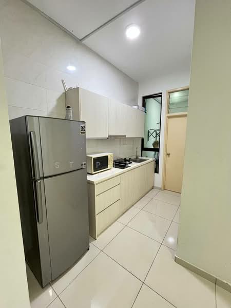Service Residence for Rent at D'Summit Residences - Stephanie Yap - Kitchen - PropertyGuru.com.my
