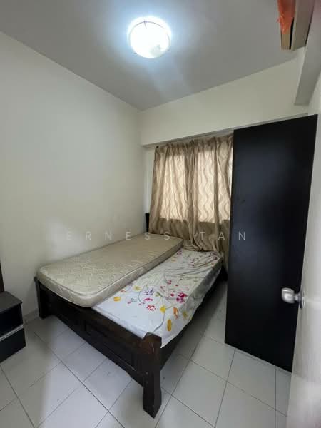 Servis Apartment untuk Dijual di Twin Danga Residence - Erness Tan - Bedroom - PropertyGuru.com.my