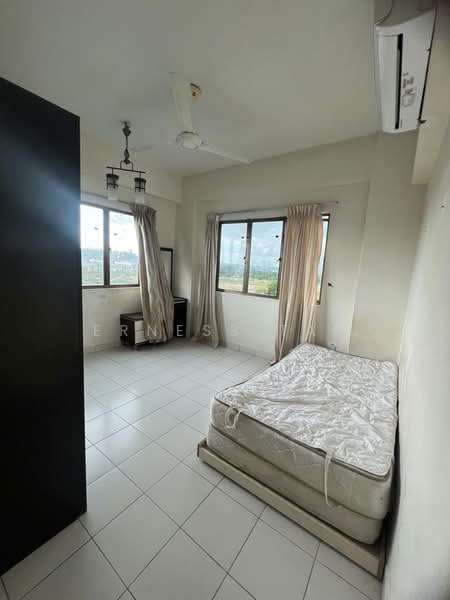 Servis Apartment untuk Dijual di Twin Danga Residence - Erness Tan - Bedroom - PropertyGuru.com.my