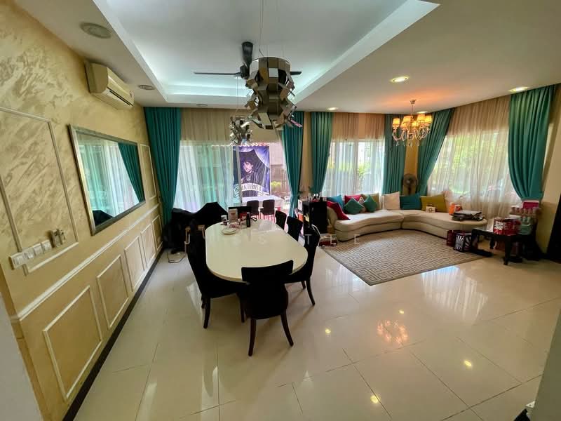 Rumah Berkembar untuk Dijual di Setia Eco Park (Setia Alam) - Jess Tee - Living Room - PropertyGuru.com.my