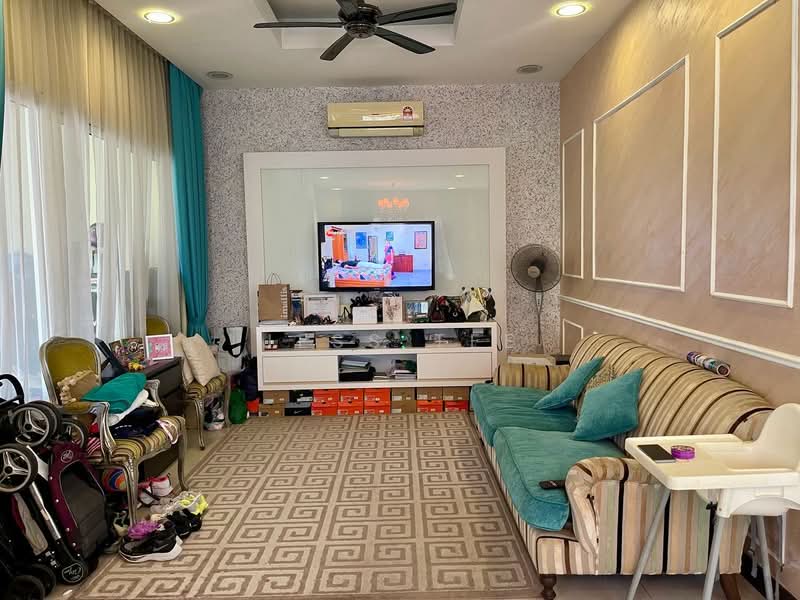 Rumah Berkembar untuk Dijual di Setia Eco Park (Setia Alam) - Jess Tee - Living Room - PropertyGuru.com.my