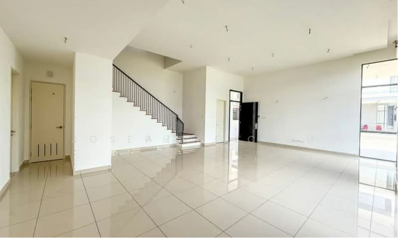 Rumah Banglo untuk Dijual di Shah Alam (Selangor) - Josephine Chou - Living Room - PropertyGuru.com.my