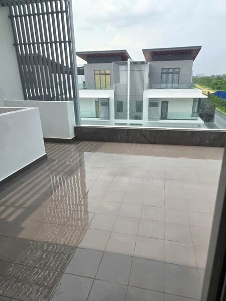 Rumah Banglo untuk Dijual di Shah Alam (Selangor) - Josephine Chou - Balcony - PropertyGuru.com.my
