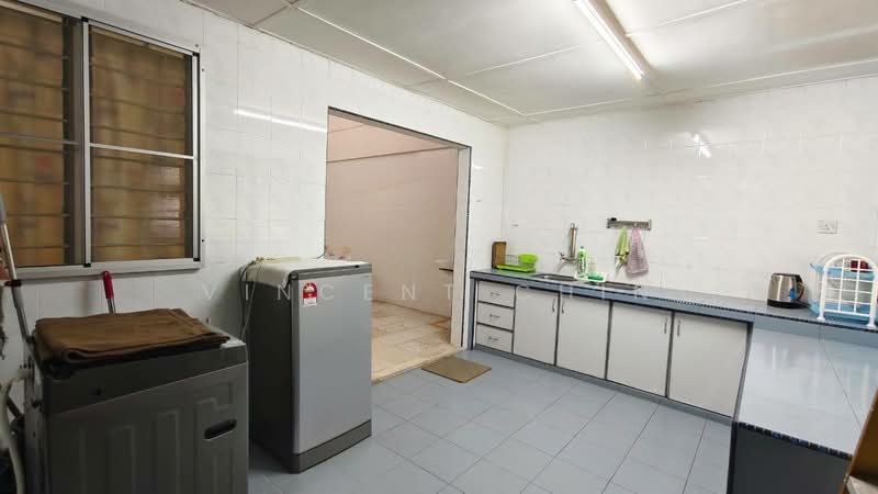 Rumah Teres 1 Tingkat untuk Disewa di Taman Canning (Ipoh) - Vincent Chin - Kitchen - PropertyGuru.com.my