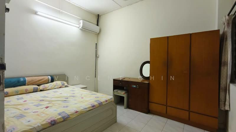 Rumah Teres 1 Tingkat untuk Disewa di Taman Canning (Ipoh) - Vincent Chin - Bedroom - PropertyGuru.com.my