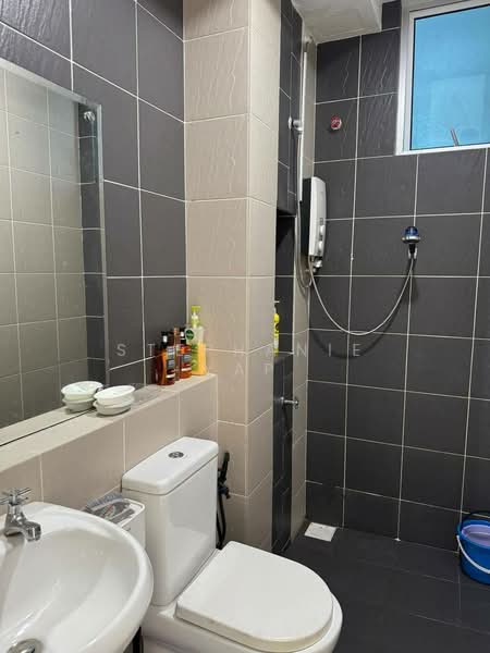 Apartment for Rent at D'Rich Executive Suites - Stephanie Yap - Bathroom - PropertyGuru.com.my