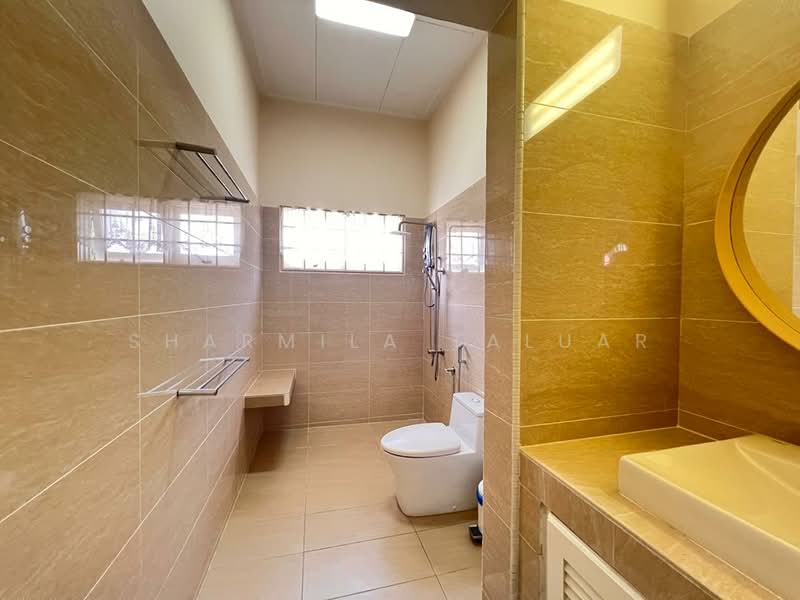 Rumah Banglo untuk Dijual di SS7 (Petaling Jaya) - Sharmila Taluar - Bathroom - PropertyGuru.com.my