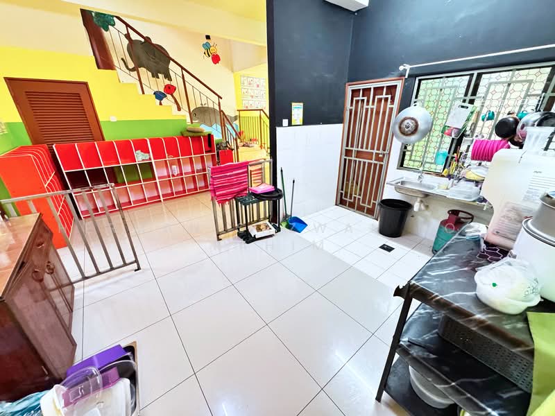 2-storey Terraced House for Sale in Taman Saujana KLIA (Sepang) - Herman Sazwan Nor Rahim - Kitchen - PropertyGuru.com.my