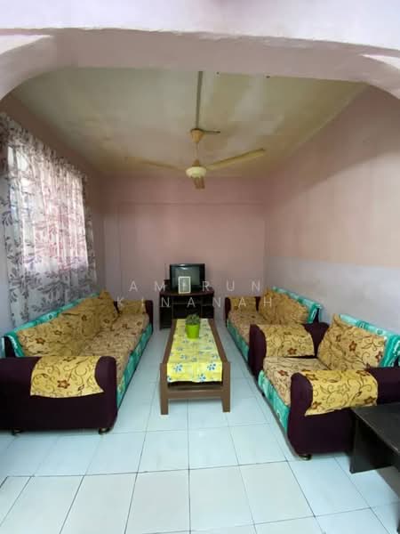 Flat for Sale at Gugusan Siantan - Amirun Kinanah - Living Room - PropertyGuru.com.my