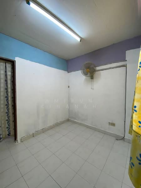 Flat for Sale at Gugusan Siantan - Amirun Kinanah - Interior - PropertyGuru.com.my