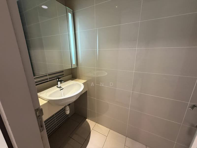 Service Residence for Rent at Somerset Puteri Harbour - Yoland . - Bathroom - PropertyGuru.com.my