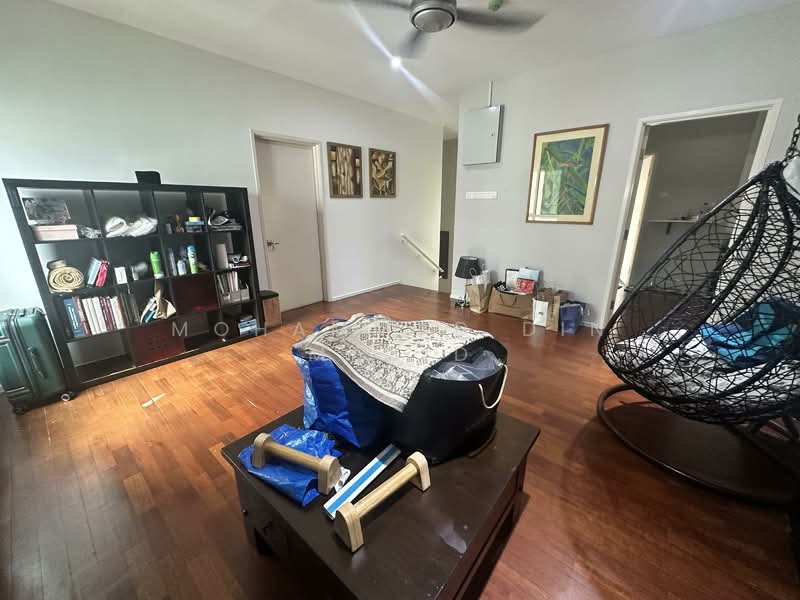 Semi-Detached House for Sale in Cahaya Spk (Shah Alam) - Mohammad Din Majid - Living Room - PropertyGuru.com.my