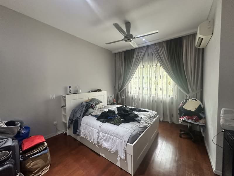 Semi-Detached House for Sale in Cahaya Spk (Shah Alam) - Mohammad Din Majid - Bedroom - PropertyGuru.com.my