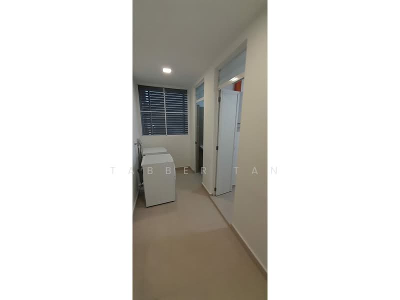 Condominium for Rent at Verticas Residensi - Tabber Tan - Corridor - PropertyGuru.com.my