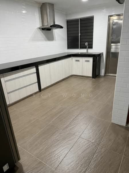 Semi-Detached House for Sale in Taman Bukit Serdang (Seri Kembangan) - Sky Wong - Kitchen - PropertyGuru.com.my