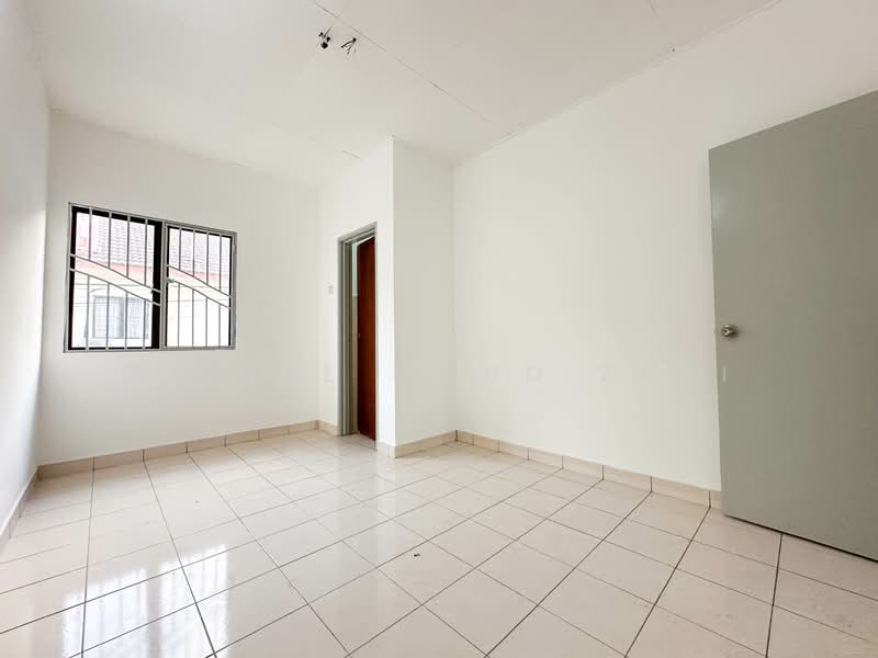 2-storey Terraced House for Sale in Bandar Puteri Klang (Klang) - Danial Mohd Zaki - Interior - PropertyGuru.com.my