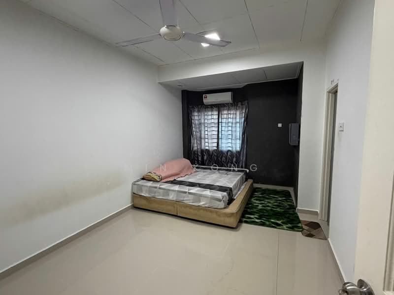Terraced House for Sale in Taman Megah Ria (Masai) - Min Kong - Bedroom - PropertyGuru.com.my