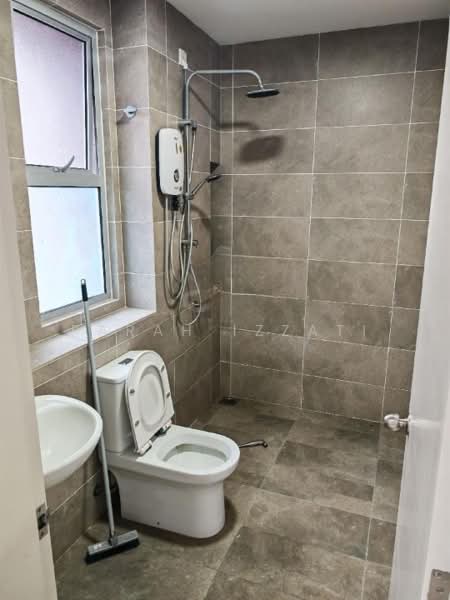 2-storey Terraced House for Rent in Telok Panglima Garang (Selangor) - Farah Izzati - Bathroom - PropertyGuru.com.my