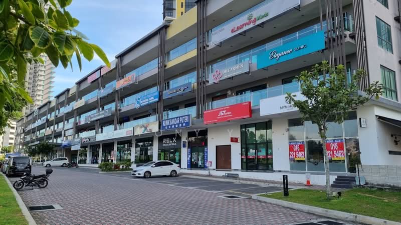 Service Residence for Sale at Le Pavillion - Tony YY - PropertyGuru.com.my