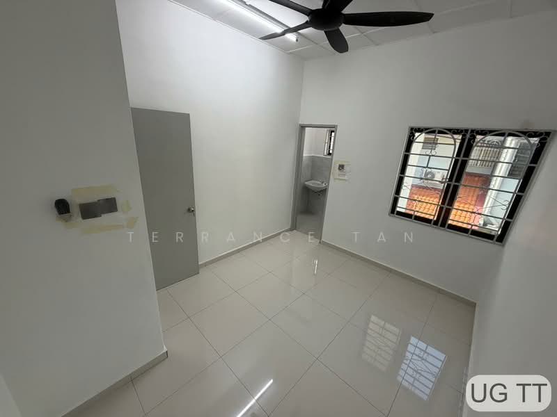 Rumah Teres 2 Tingkat untuk Dijual di Taman Sentosa (Klang) - Terrance Tan - Interior - PropertyGuru.com.my