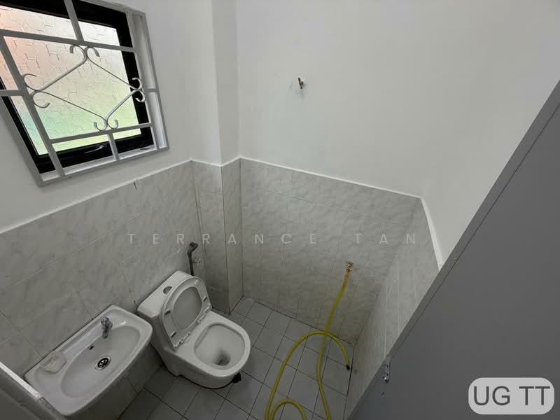 Rumah Teres 2 Tingkat untuk Dijual di Taman Sentosa (Klang) - Terrance Tan - Bathroom - PropertyGuru.com.my