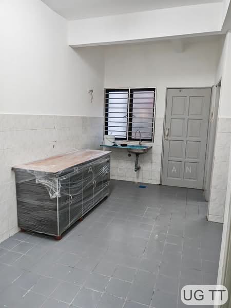 Rumah Teres 2 Tingkat untuk Dijual di Taman Sentosa (Klang) - Terrance Tan - Kitchen - PropertyGuru.com.my