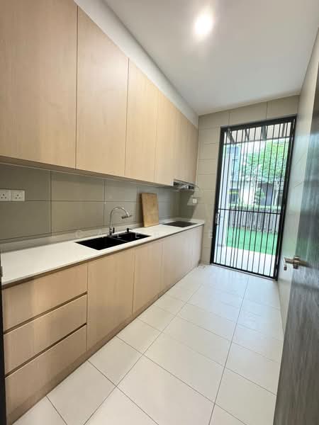 Rumah Teres 2 Tingkat untuk Disewa di Masai (Johor) - Caleb Yeo - Kitchen - PropertyGuru.com.my