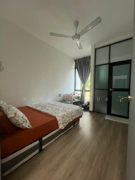 Rumah Teres 2 Tingkat untuk Dijual di Bandar Seri Alam (Masai) - Peggie Chua - Bedroom - PropertyGuru.com.my
