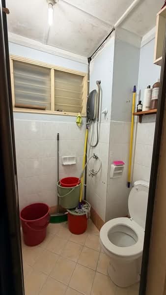 Servis Apartment untuk Dijual di Permas Ville Apartment - Yvonne Lim - Bathroom - PropertyGuru.com.my