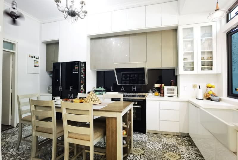 Banglo Lot Kosong untuk Dijual di Seksyen U10 (Shah Alam) - Norfazilah Binti Mohd Saad - Kitchen - PropertyGuru.com.my