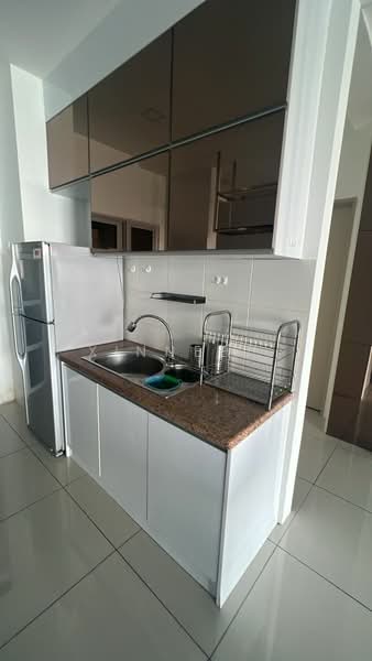 Kondominium untuk Disewa di 10 Island Resort - Xinnee . - Kitchen - PropertyGuru.com.my