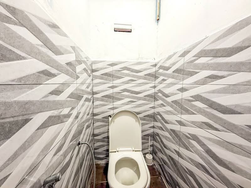 Rumah Teres 2 Tingkat untuk Dijual di Seksyen 18 (Shah Alam) - Amir Asyraf - PropertyGuru.com.my