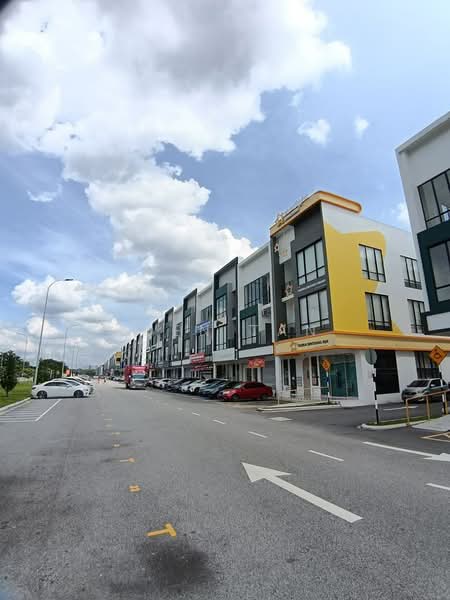 Shop / Office for Rent in Austin Crest (Johor Bahru) - Iden Tan - Exterior - PropertyGuru.com.my